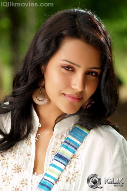 Priya-Anand